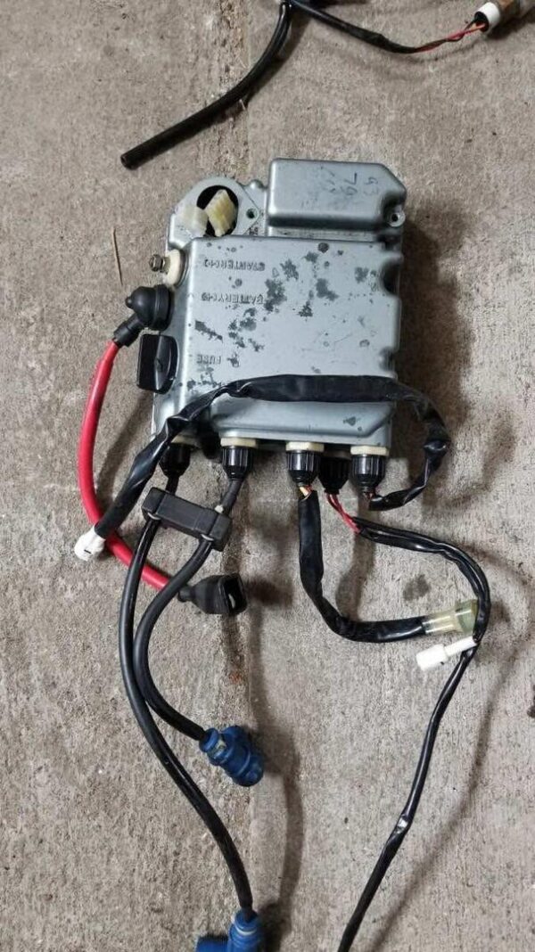 Kawasaki 750SX 1992 electrical box