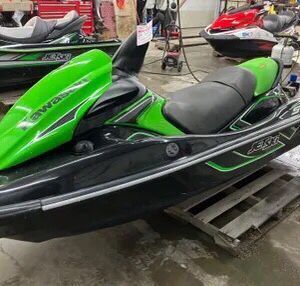 Kawasaki STX-15F / 900 Hull with Ultra LX Components /Used